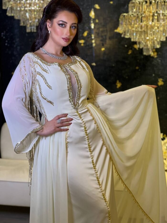 ⁦Crystal Bridal Dress⁩ - الصورة ⁦3⁩