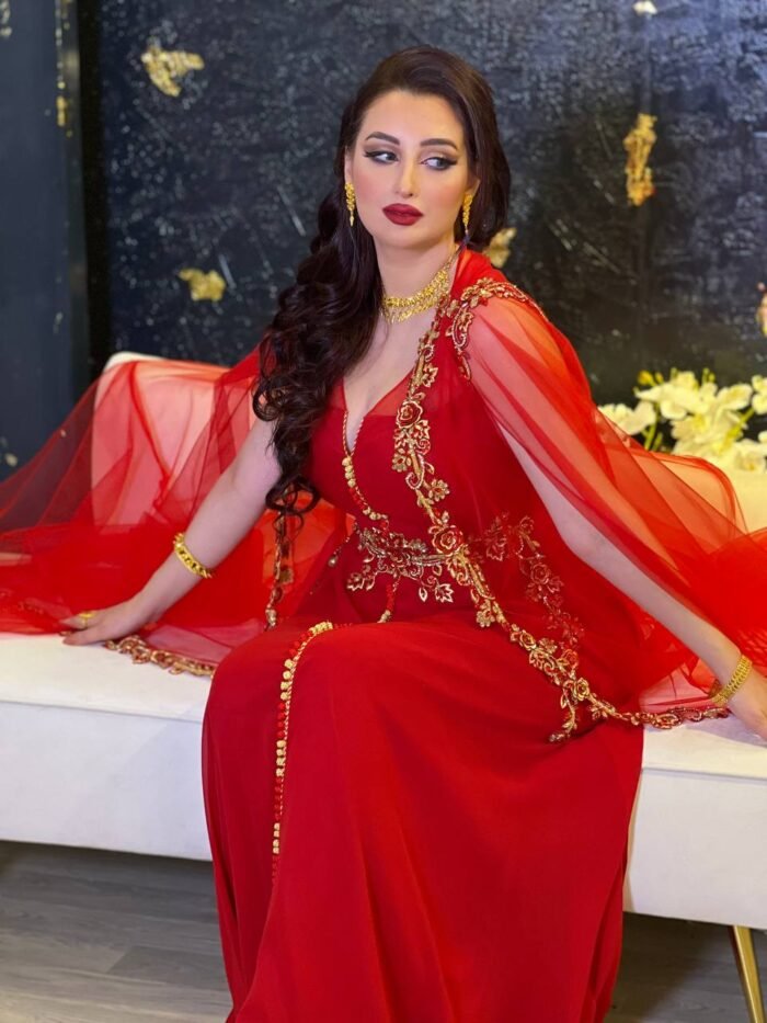 ⁦Whispering Bridal Dress - Red⁩ - الصورة ⁦3⁩