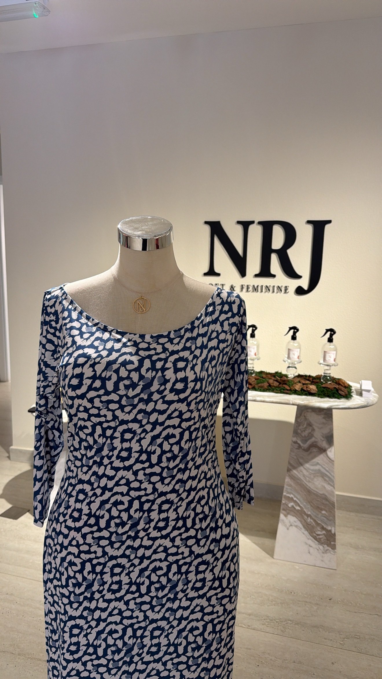 ee17fbc4-64d6-421b-a3da-21a1a85d18d6 استرج - الصورة 1